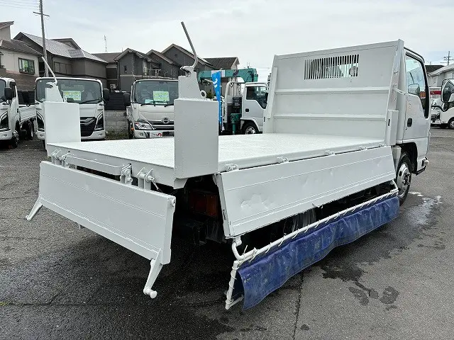 いすゞ エルフ TKG-NJR85AD(2WD)の写真15