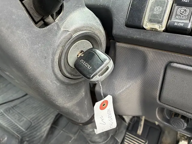 いすゞ エルフ TKG-NJR85AD(2WD)の写真35