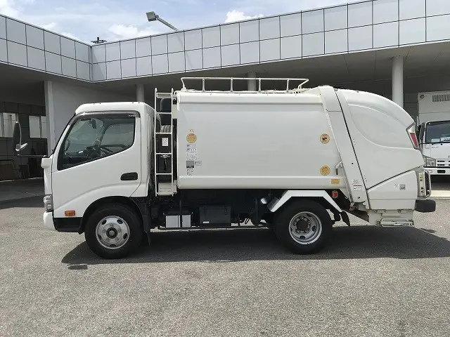 日野 デュトロ 2RG-XZU605X(2WD)の写真7