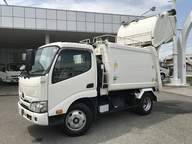 日野 デュトロ 2RG-XZU605X(2WD)の写真9