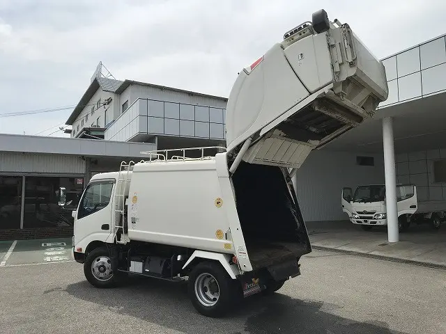 日野 デュトロ 2RG-XZU605X(2WD)の写真12