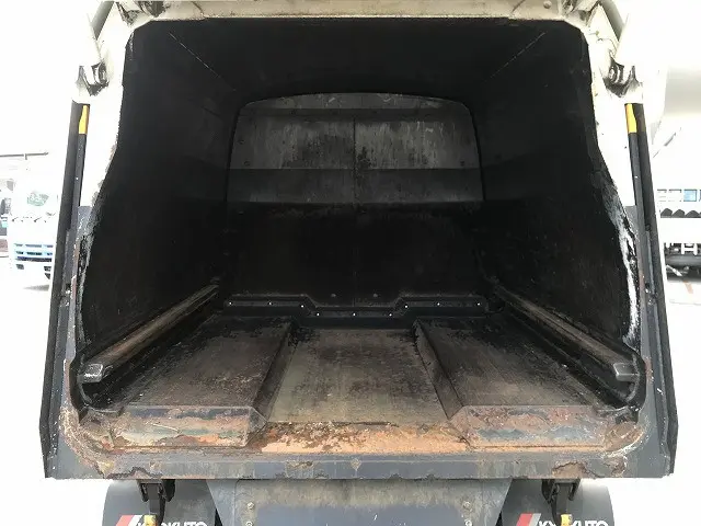 日野 デュトロ 2RG-XZU605X(2WD)の写真17