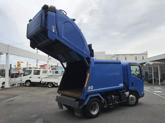 いすゞ エルフ BKG-NMR85AN(2WD)の写真14