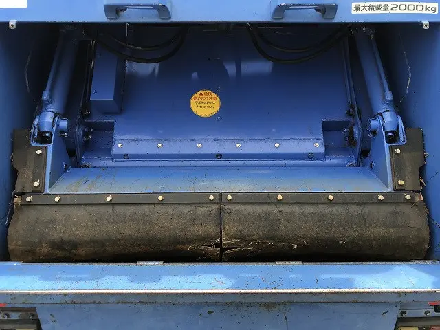 いすゞ エルフ BKG-NMR85AN(2WD)の写真30