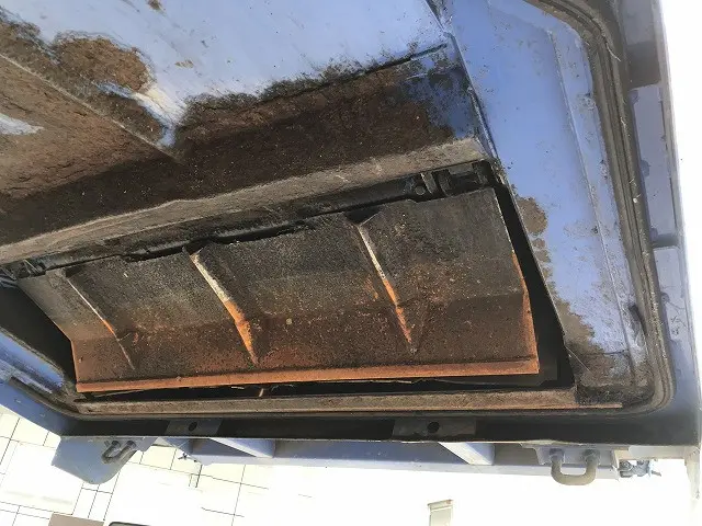 いすゞ エルフ BKG-NMR85AN(2WD)の写真32