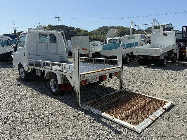 マツダ ボンゴトラック GC-SK82T(2WD)の写真13