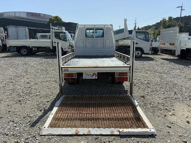 マツダ ボンゴトラック GC-SK82T(2WD)の写真14