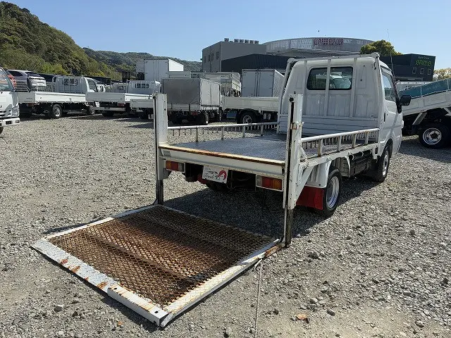 マツダ ボンゴトラック GC-SK82T(2WD)の写真15