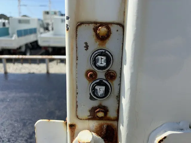 マツダ ボンゴトラック GC-SK82T(2WD)の写真39