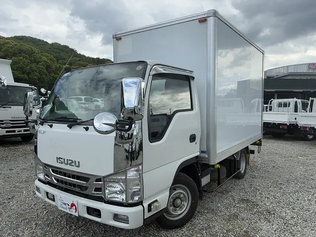 いすゞ エルフ 2RG-NHR88AN(2WD)の写真1
