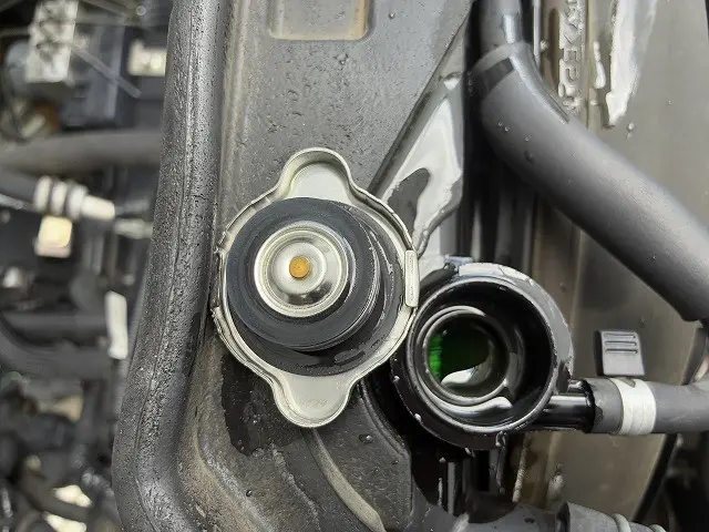 いすゞ エルフ 2RG-NHR88AN(2WD)の写真22