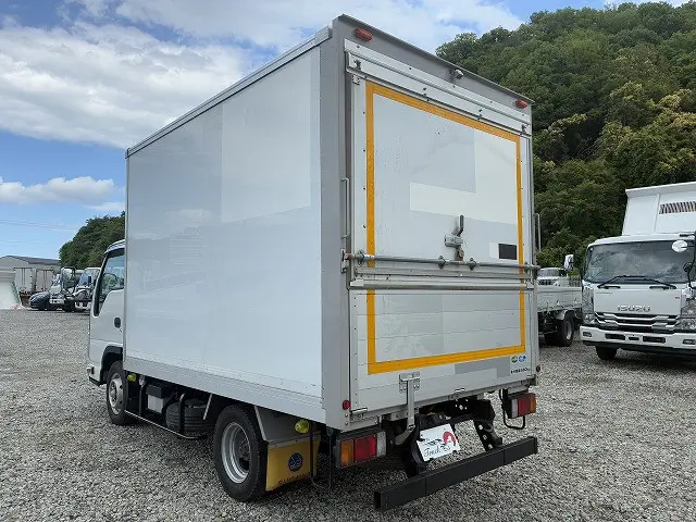 いすゞ エルフ 2RG-NHR88AN(2WD)の写真28