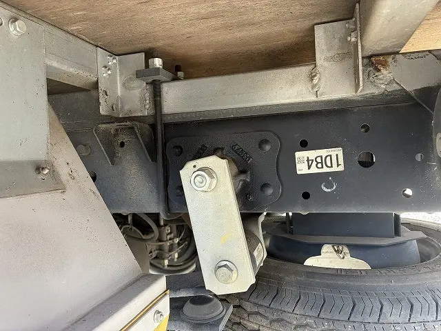 いすゞ エルフ 2RG-NHR88AN(2WD)の写真41