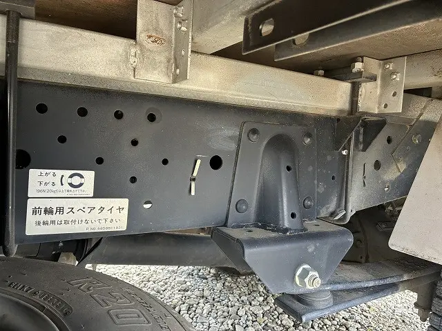 いすゞ エルフ 2RG-NHR88AN(2WD)の写真42