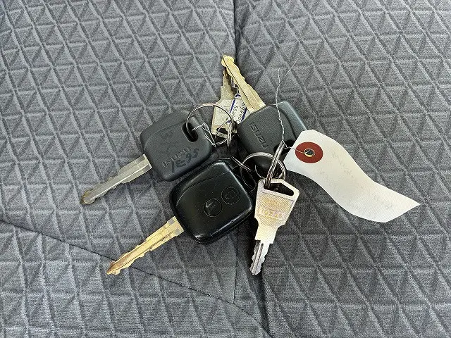 いすゞ エルフ 2RG-NHR88AN(2WD)の写真45