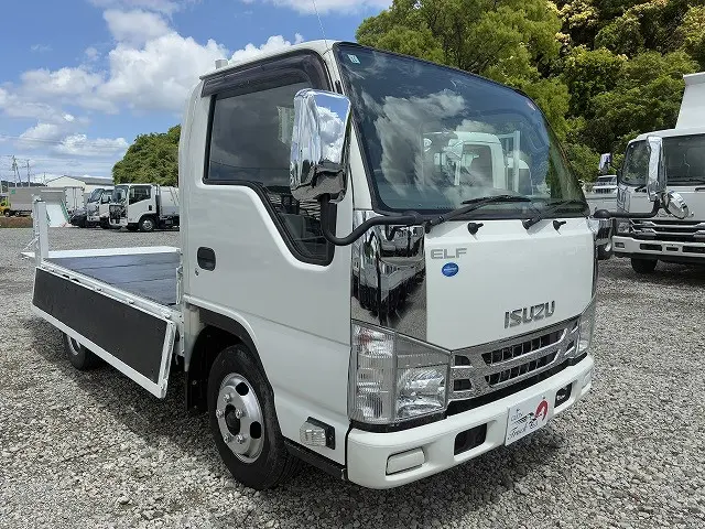 いすゞ エルフ TKG-NHR85A(2WD)の写真34