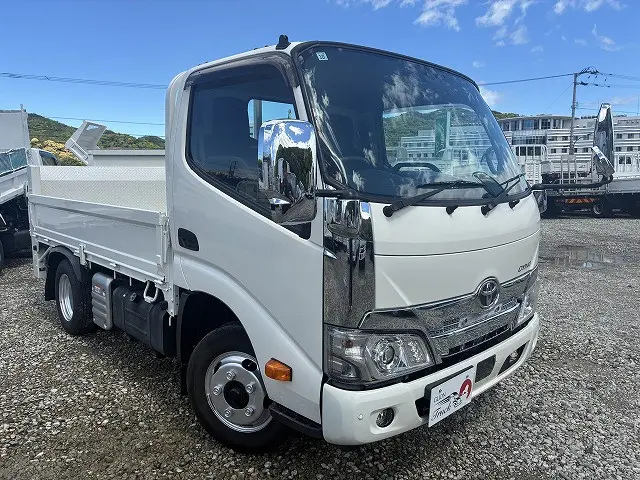 トヨタ ダイナ 2RG-XZC605(2WD)の写真3