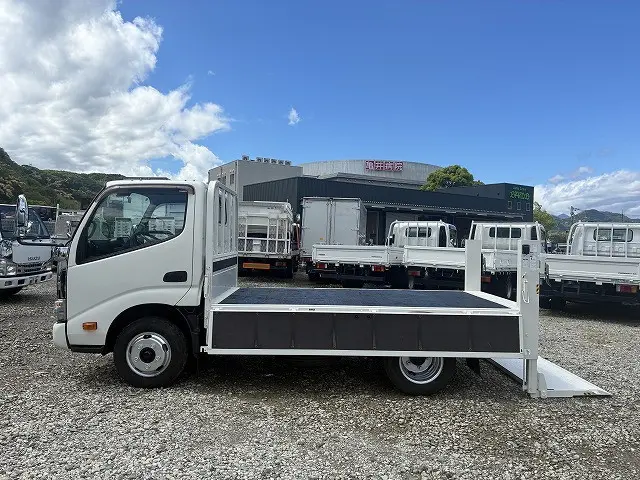 トヨタ ダイナ 2RG-XZC605(2WD)の写真11