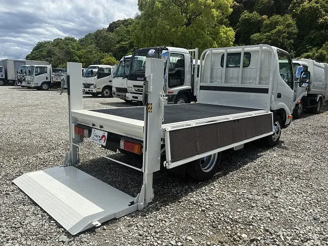 トヨタ ダイナ 2RG-XZC605(2WD)の写真15