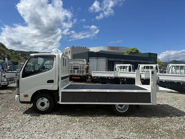 トヨタ ダイナ 2RG-XZC605(2WD)の写真32