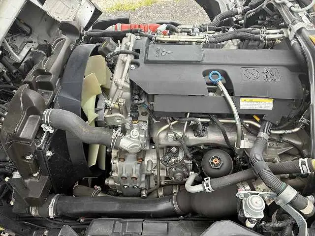 三菱 キャンター 2RG-FBA20(2WD)の写真18