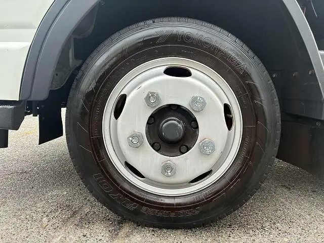 三菱 キャンター 2RG-FBA20(2WD)の写真24