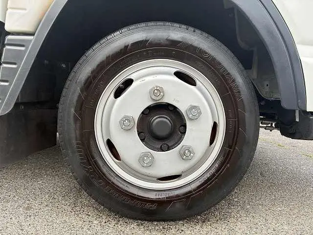 三菱 キャンター 2RG-FBA20(2WD)の写真28