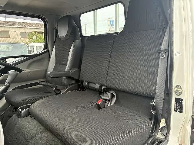 三菱 キャンター 2RG-FBA20(2WD)の写真36
