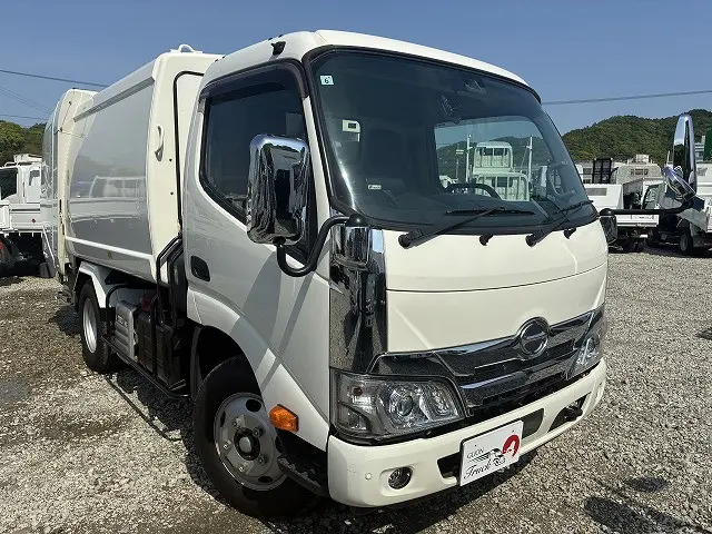 日野 デュトロ 2RG-XZU605X(2WD)の写真3