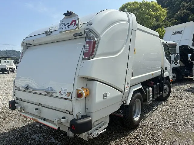 日野 デュトロ 2RG-XZU605X(2WD)の写真8