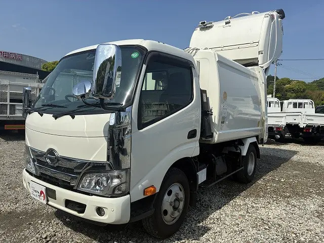 日野 デュトロ 2RG-XZU605X(2WD)の写真9