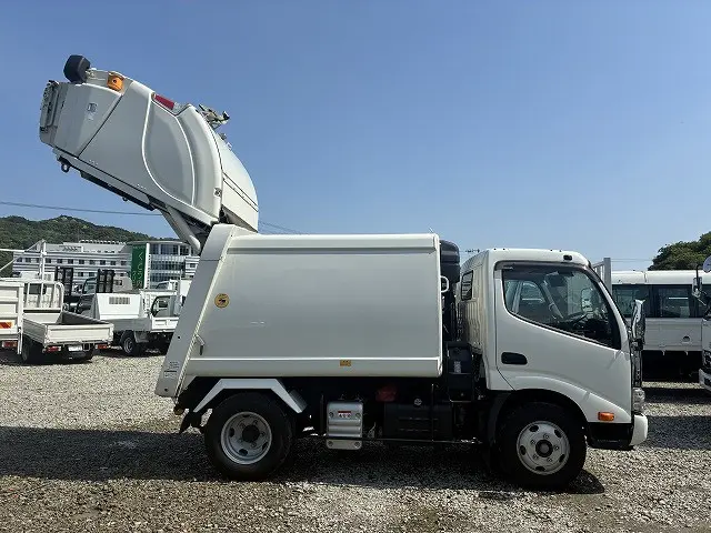 日野 デュトロ 2RG-XZU605X(2WD)の写真12