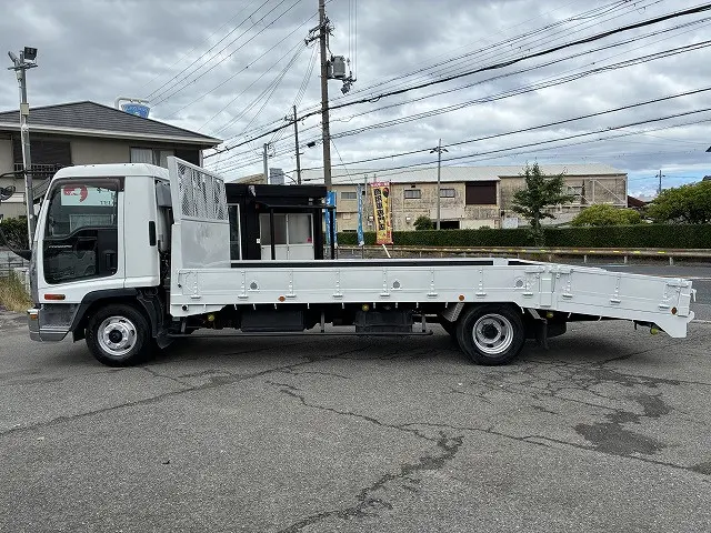 いすゞ フォワード ADG-FRR90J3S(2WD)の写真4