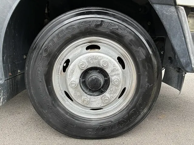 いすゞ フォワード ADG-FRR90J3S(2WD)の写真22