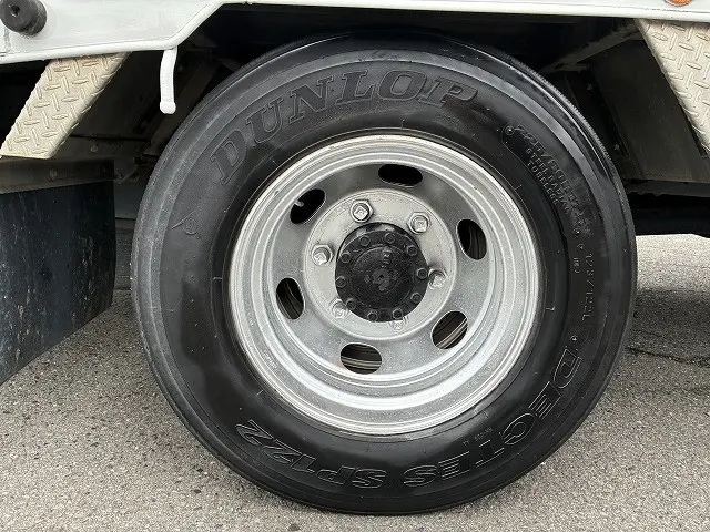 いすゞ フォワード ADG-FRR90J3S(2WD)の写真28