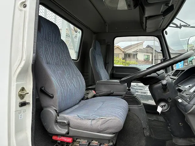 いすゞ フォワード ADG-FRR90J3S(2WD)の写真31