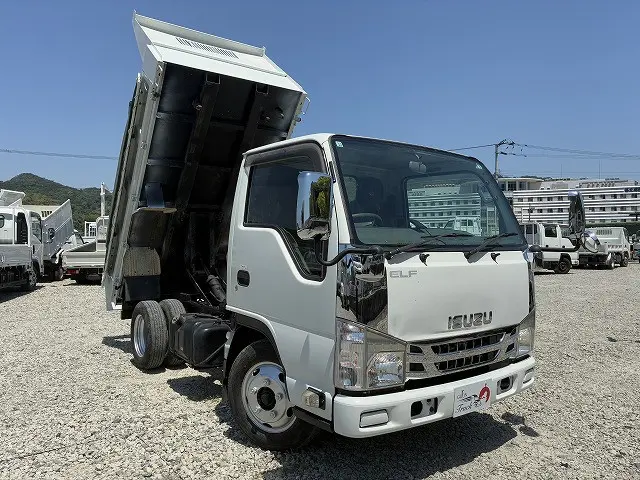 いすゞ エルフ TPG-NKR85AD(2WD)の写真3