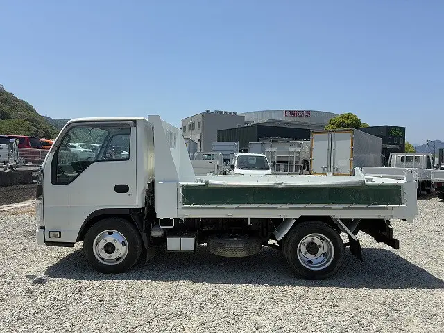 いすゞ エルフ TPG-NKR85AD(2WD)の写真11