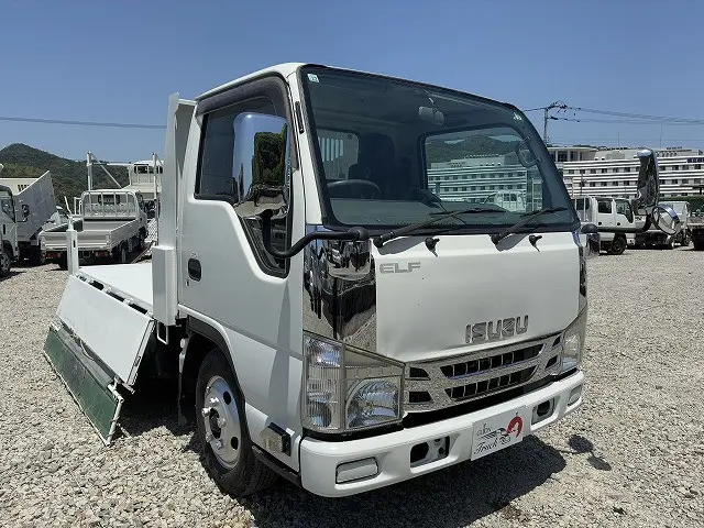 いすゞ エルフ TPG-NKR85AD(2WD)の写真38