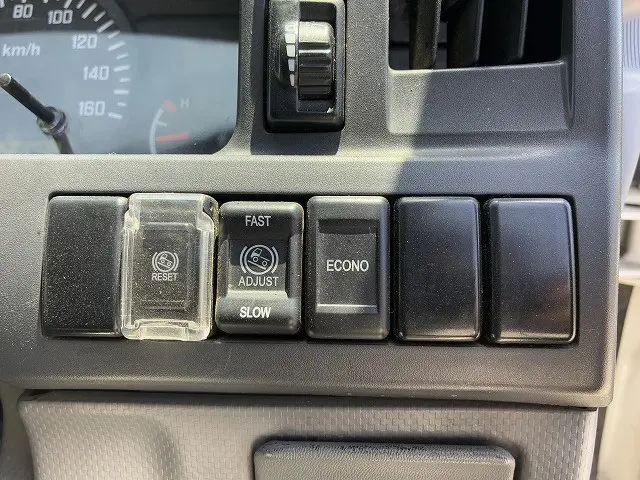 いすゞ エルフ TPG-NKR85AD(2WD)の写真43