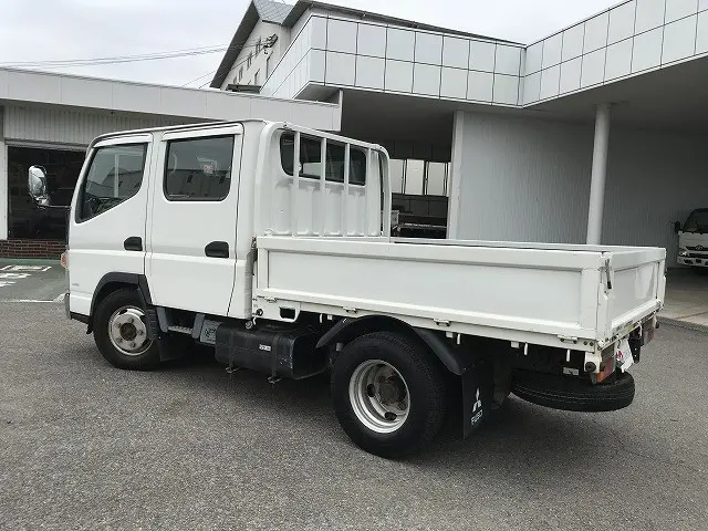 三菱 キャンター TPG-FDA00(4WD)の写真4