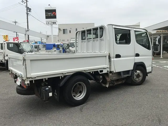 三菱 キャンター TPG-FDA00(4WD)の写真6