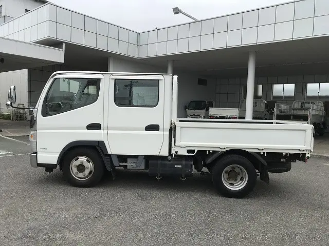 三菱 キャンター TPG-FDA00(4WD)の写真7