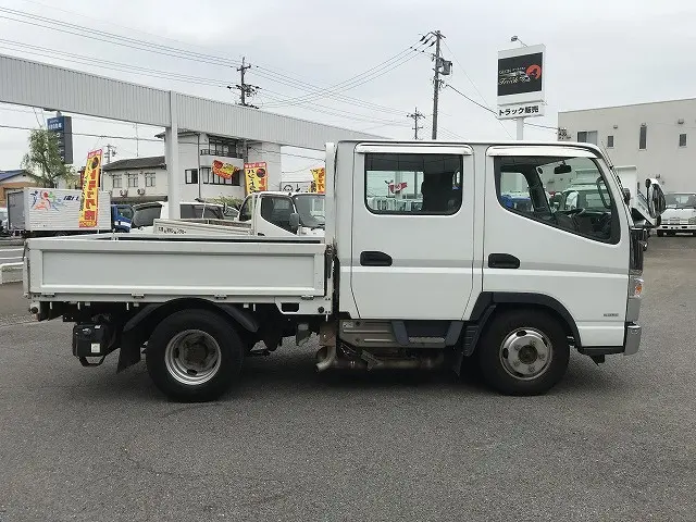 三菱 キャンター TPG-FDA00(4WD)の写真8