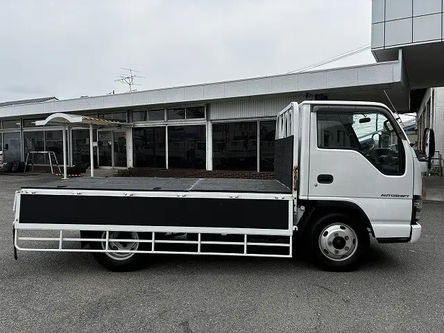 いすゞ エルフ PB-NKR81A(2WD)の写真12