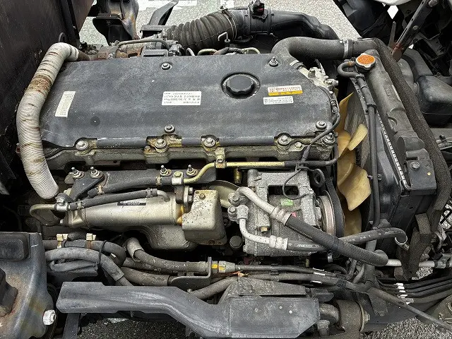 いすゞ エルフ PB-NKR81A(2WD)の写真20