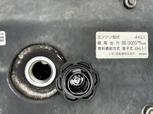 いすゞ エルフ PB-NKR81A(2WD)の写真22