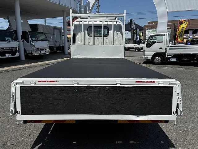 いすゞ エルフ TKG-NMR85R(2WD)の写真14