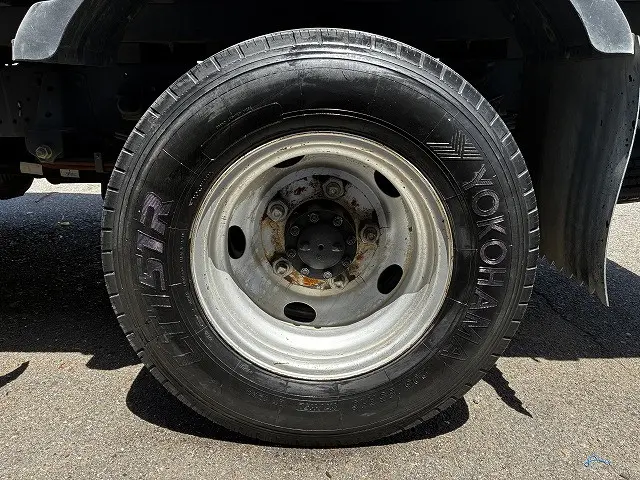 いすゞ エルフ TKG-NMR85R(2WD)の写真25