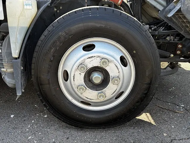 いすゞ エルフ TKG-NMR85R(2WD)の写真27